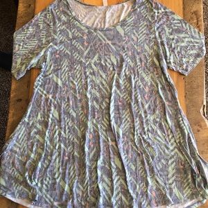 LuLaRoe The Perfect Tee